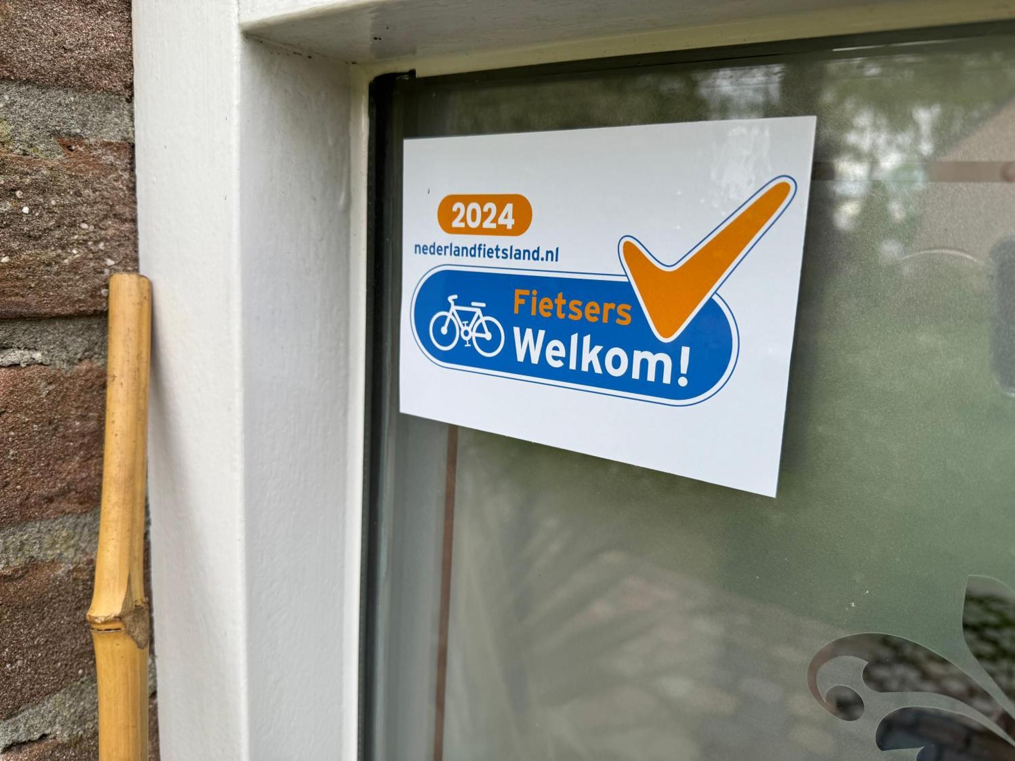 Supergezellig Vakantiehuis Met Hele Grote Tuin Bij Nijmegen Ewijk Eksteriør billede